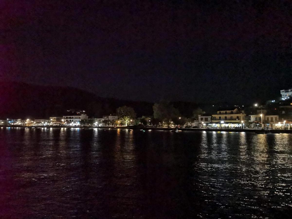 Omikron Εξωτερικό φωτογραφία