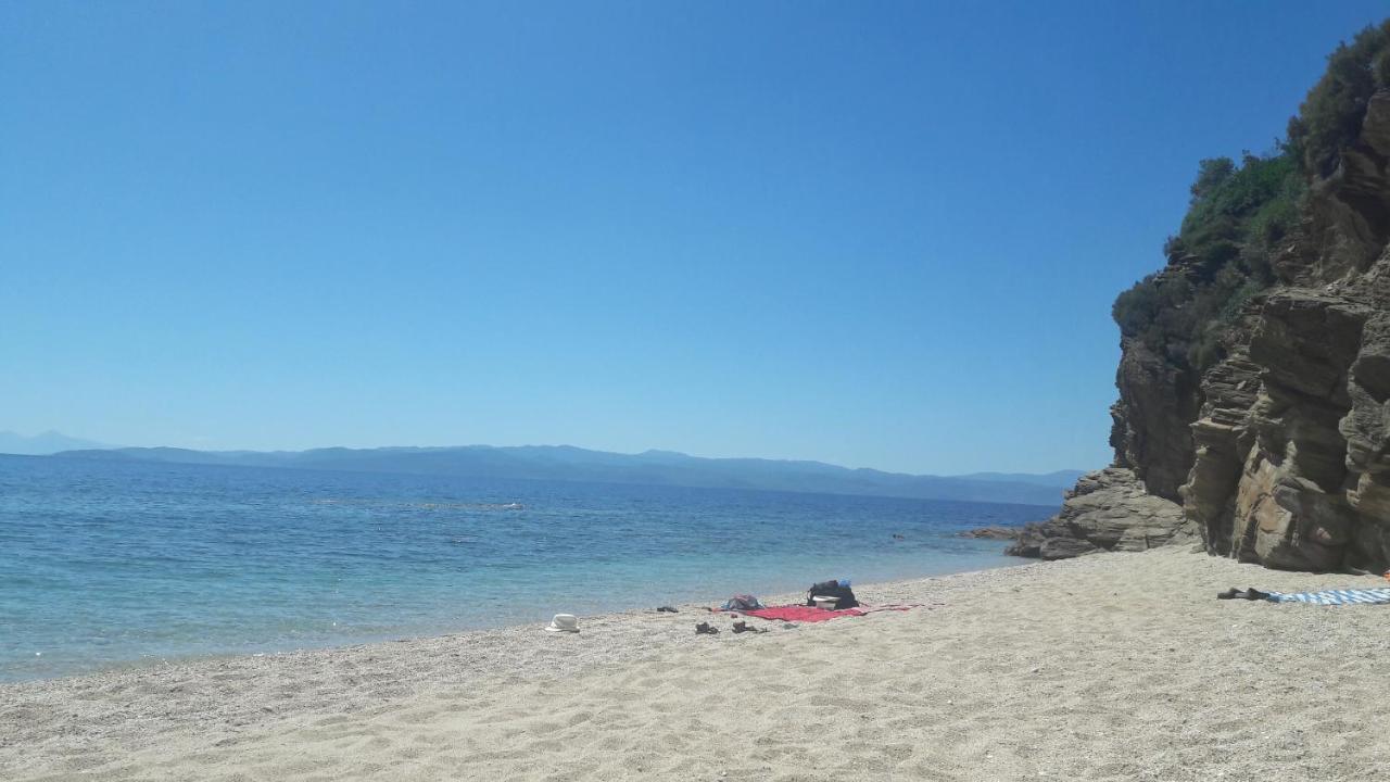 Omikron Εξωτερικό φωτογραφία